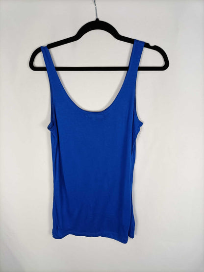 BERSHKA. Camiseta blanca básica T.l