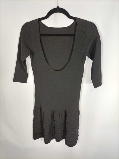 OTRAS. Vestido negro punto tu (xs/s)