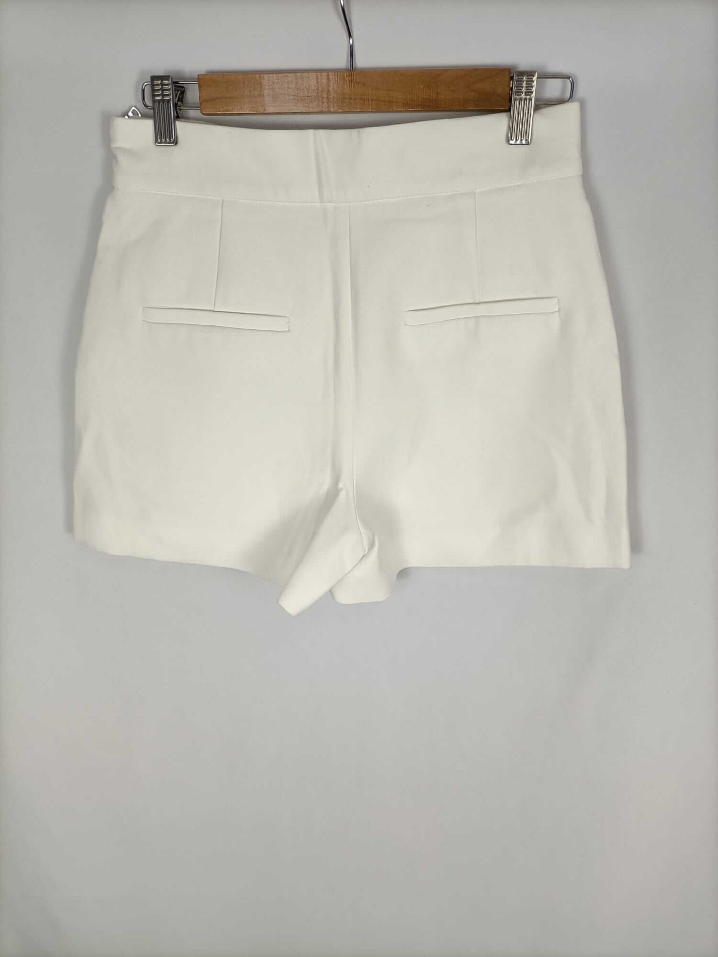 ZARA. Shorts blancos T.s