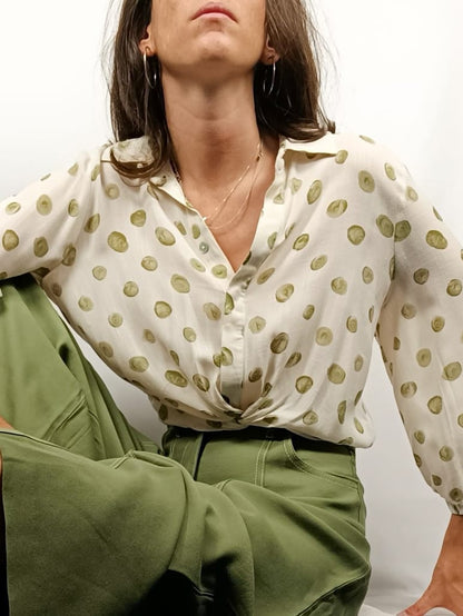 ZARA. Beige blouse with green polka dots Tm