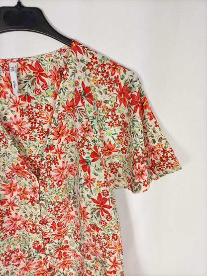 MANGO. Blusa beige flores T.m