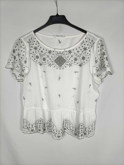 MANGO. Blusa blanca bordada T.m