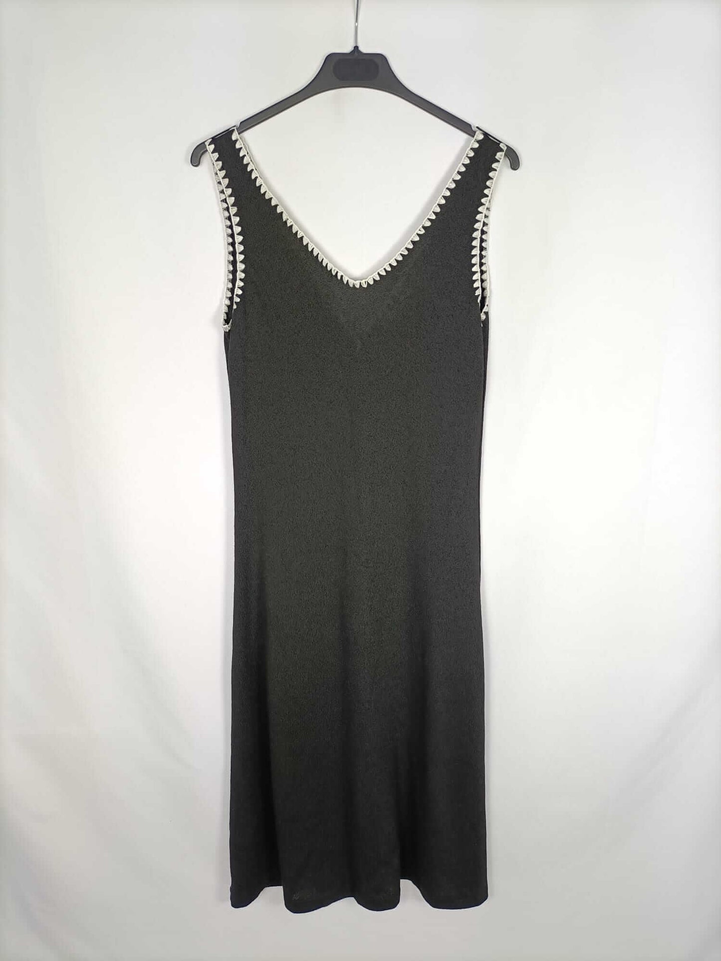 MANGO. Vestido negro punto T.s