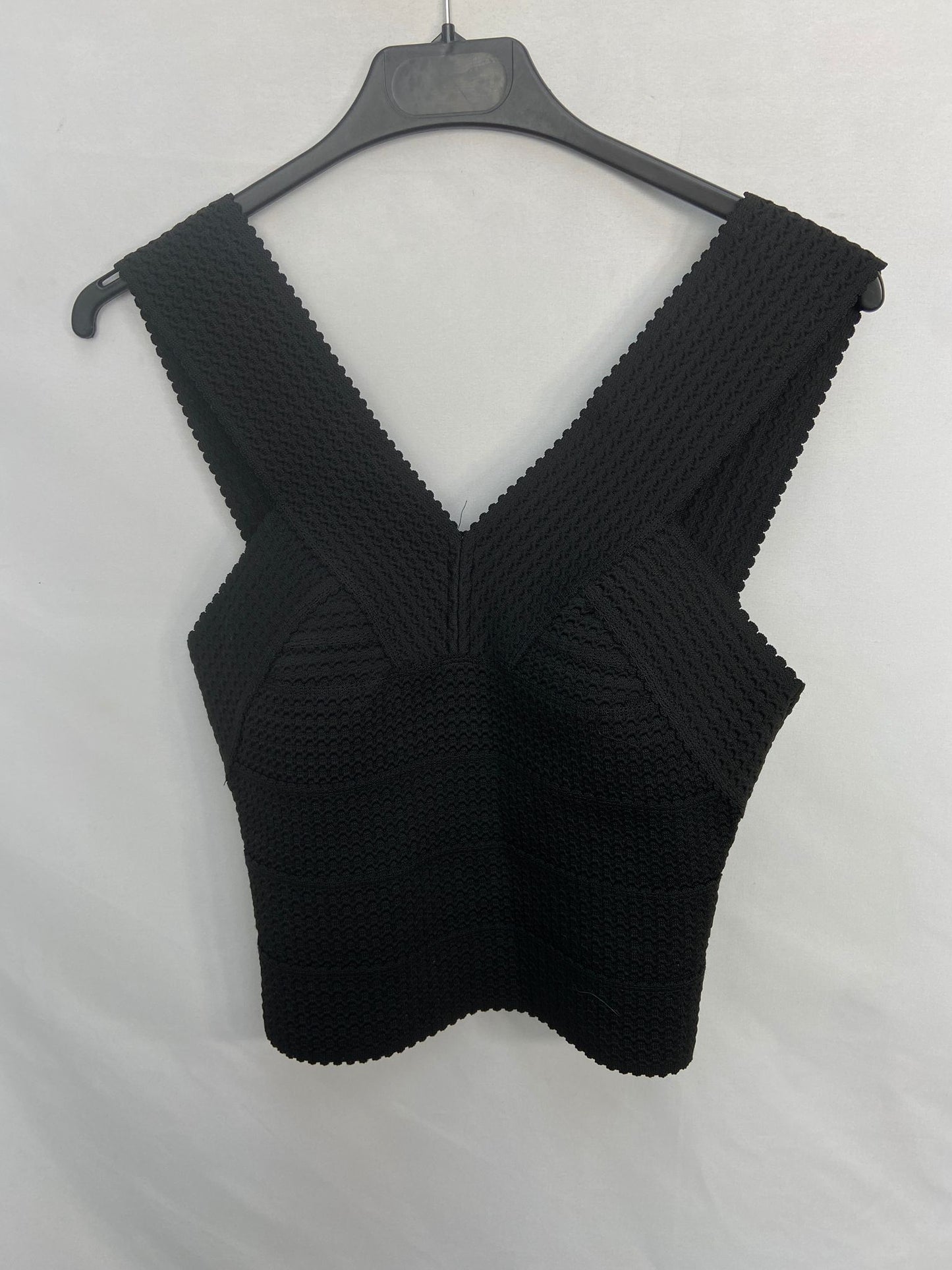 H&M. Top negro T.xs