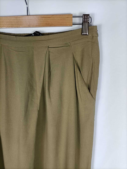 ZARA. Flowy green Ts trousers