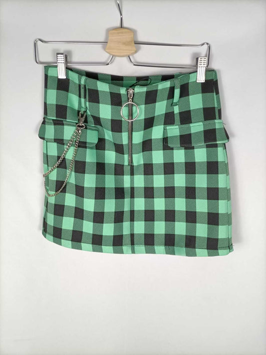 BERSHKA. Falda cuadros verde y negra T.m