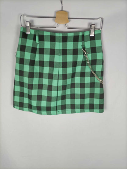 BERSHKA. Falda cuadros verde y negra T.m