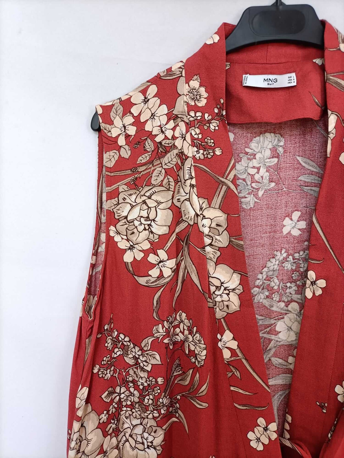 MANGO.Tile vest with flowers TL