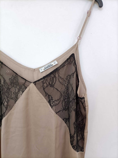 PULL&BEAR.Vestido beige lencero T.L