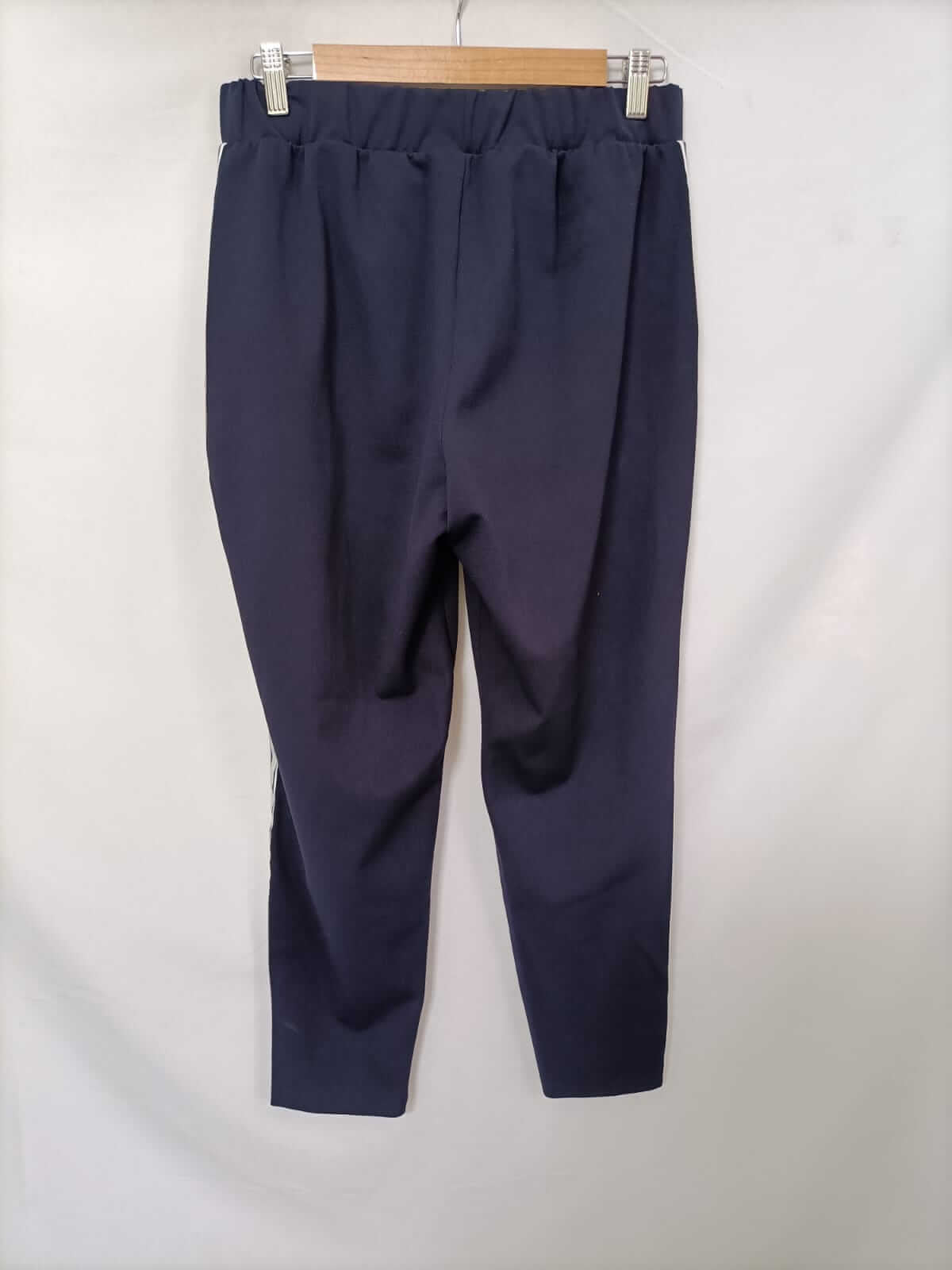 CALZEDONIA.Pantalones azules rayas T.m