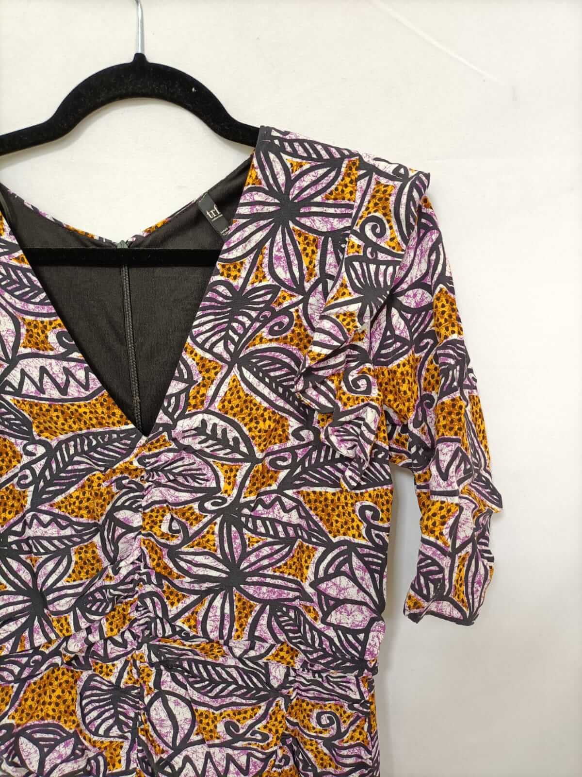 ZARA.Vestido corto fruncido T.L