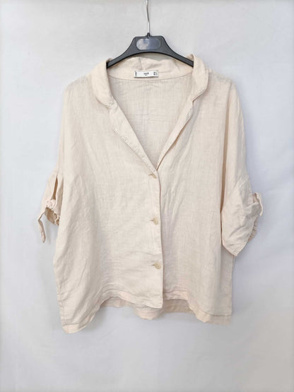 MANGO.Blusa beige T.L