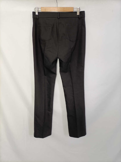 ZARA. Pantalón negro de vestir T.36