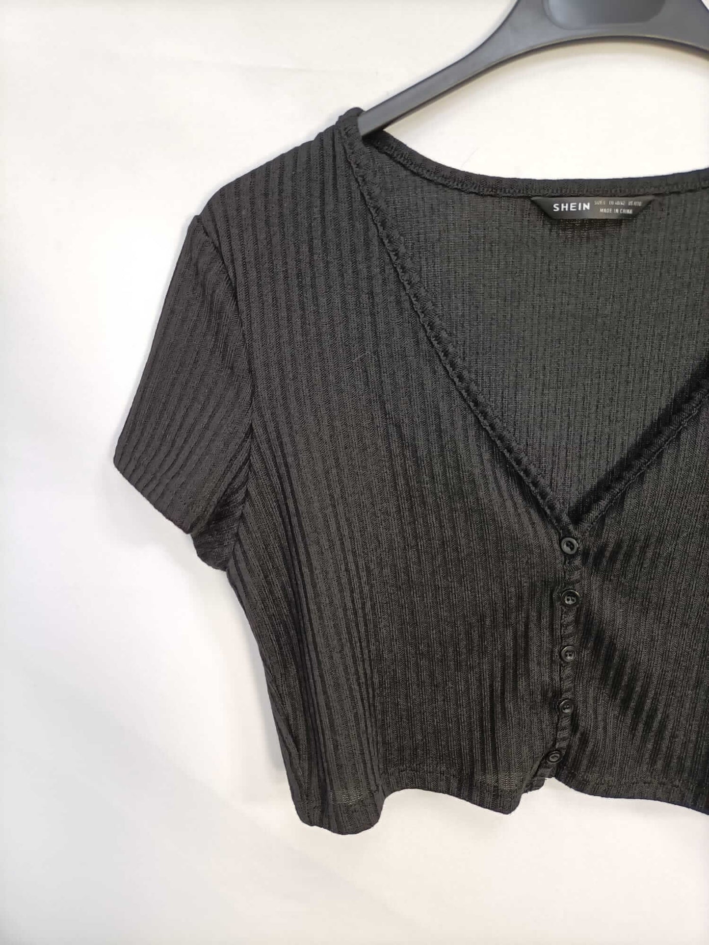 SHEIN.Black Crop Top TL