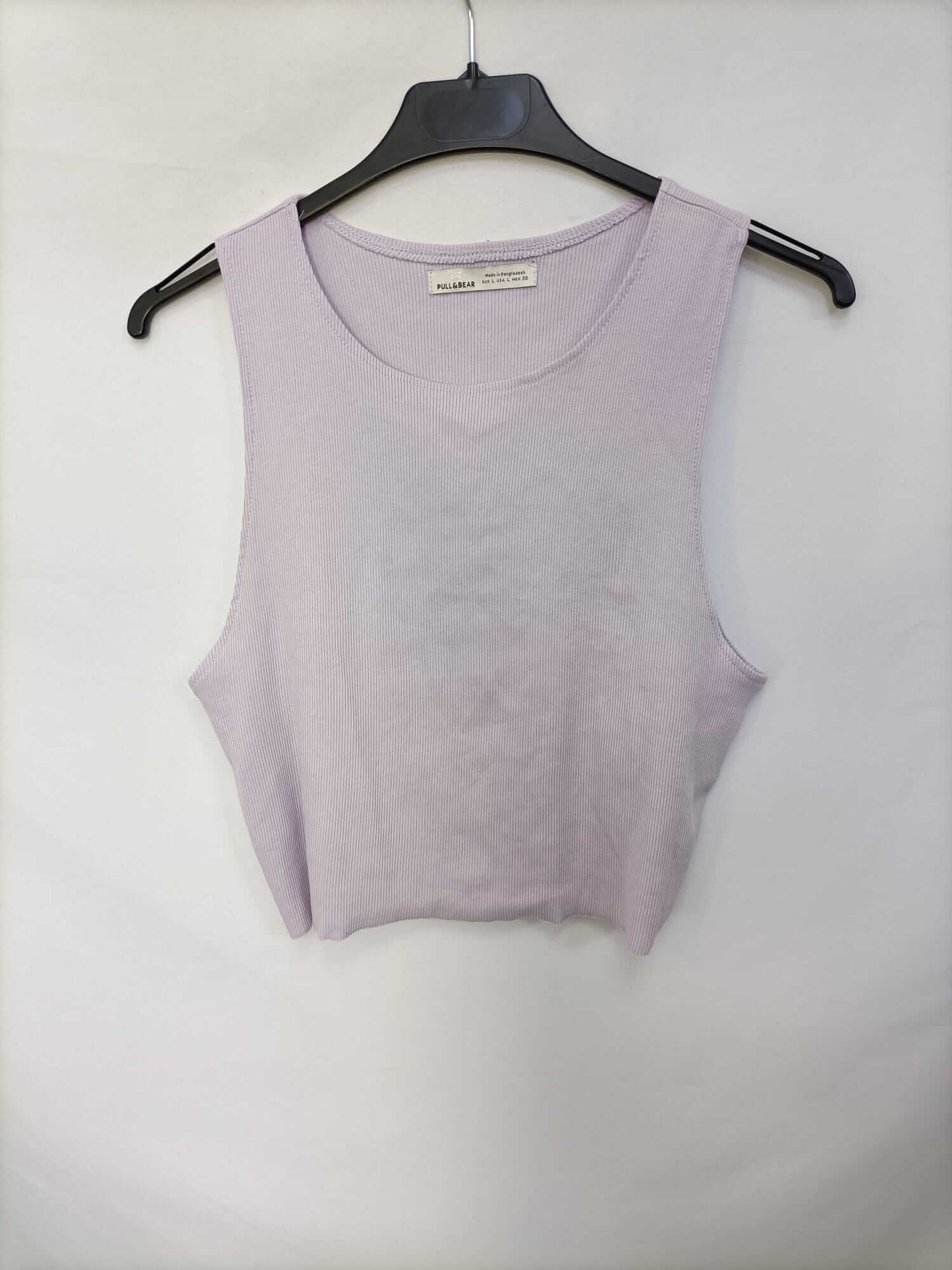 PULL&BEAR.Top lila canalé T.L