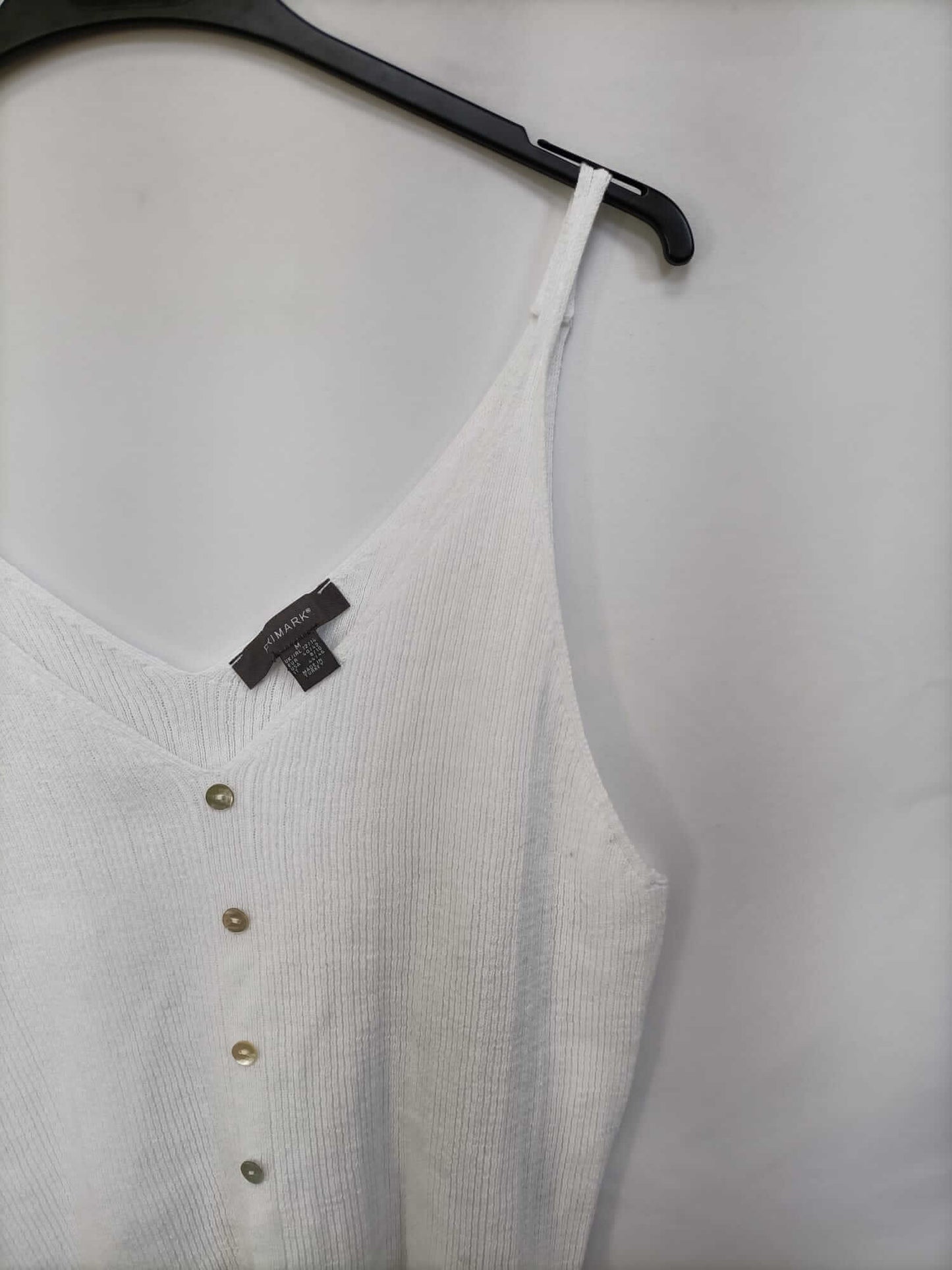 PRIMARK.White knitted top with buttons Tm
