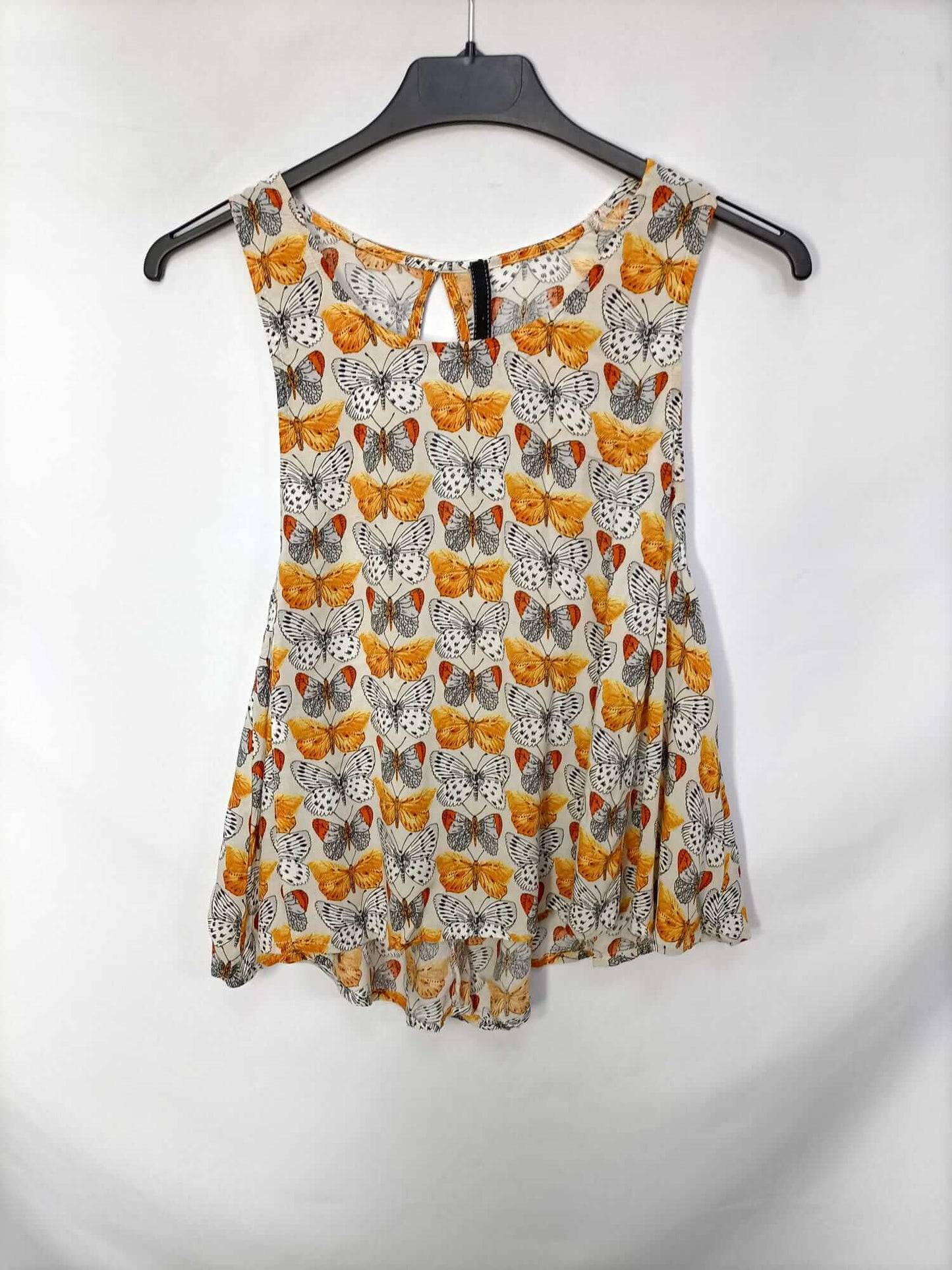 STRADIVARIUS. Top mariposas T.s