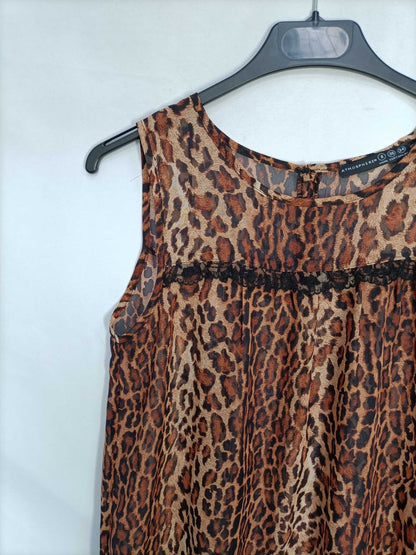 PRIMARK. Top animal print con encaje T.34