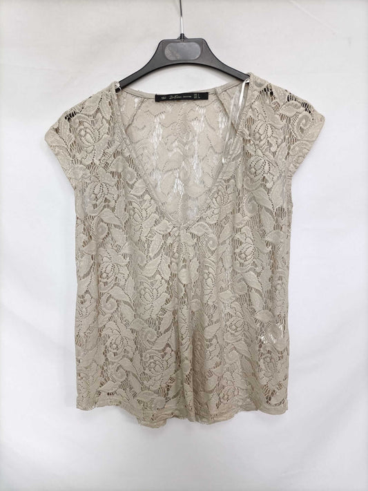 ZARA. Top encaje encerado T.s