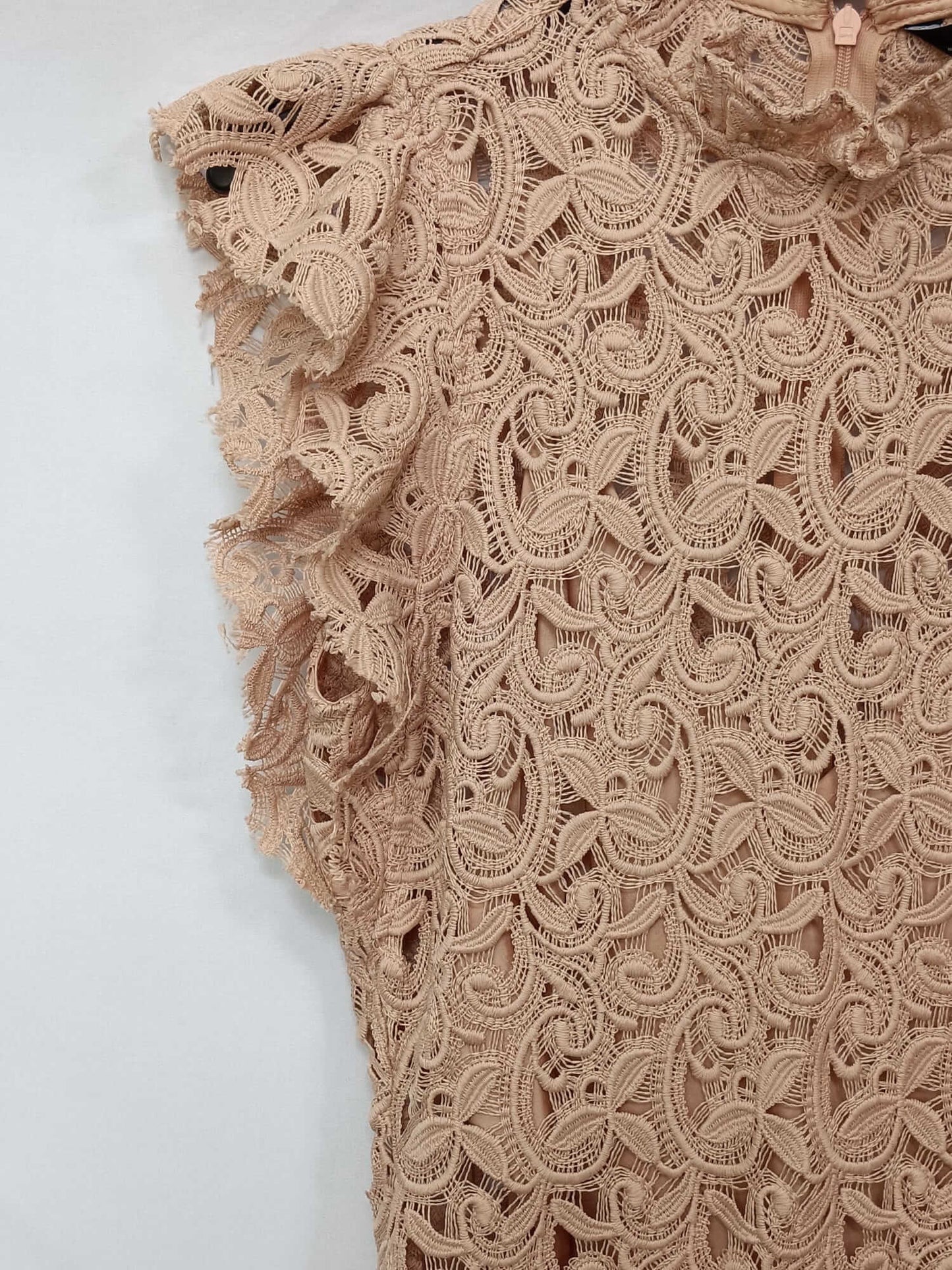 ZARA.Vestido encaje rosa palo T.xs