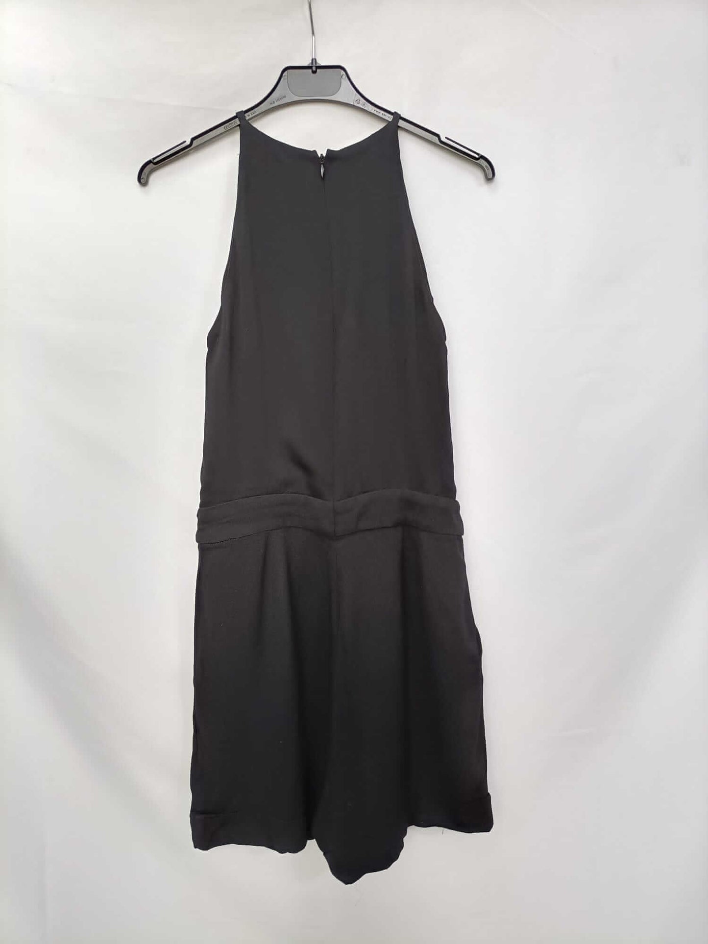 MANGO.Mono negro cuello halter T.s