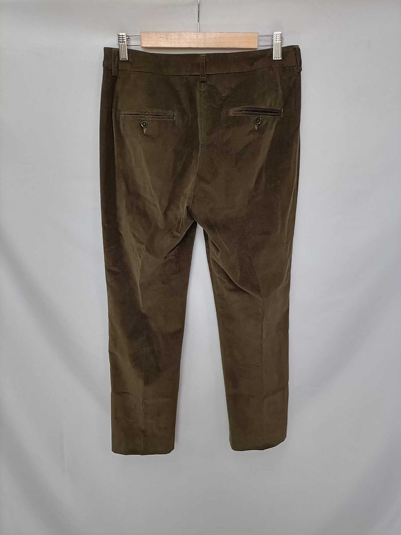 INTREND.Pantalones verde caqui T.40