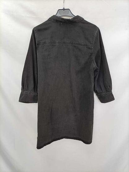 EDITED. Vestido corto denim negro T.m