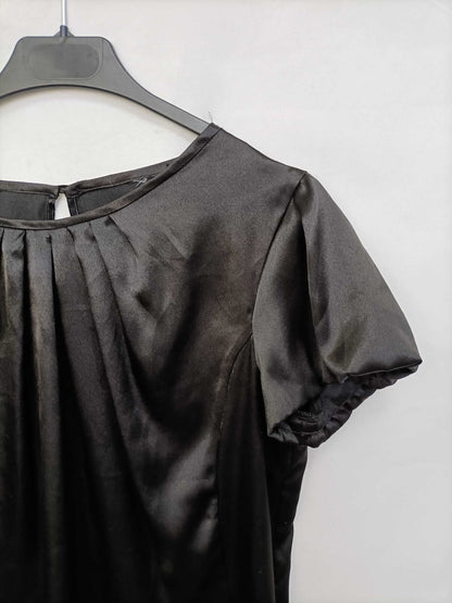 OTRAS. Blusa negra satinada Tu (s/m)
