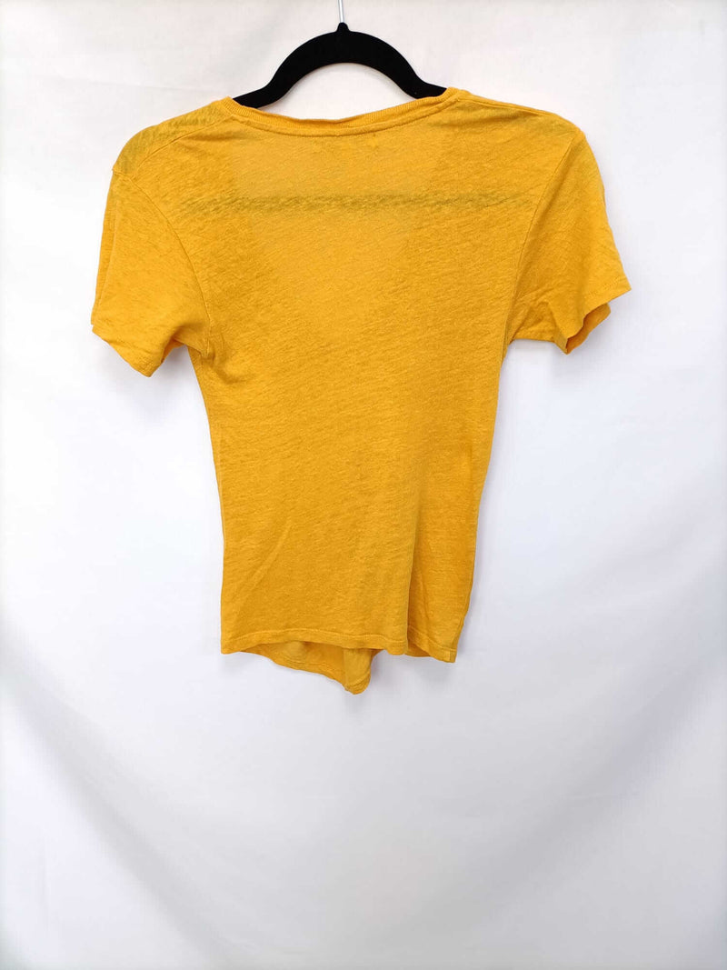 SCALPERS. Camiseta mostaza fruncida T.s
