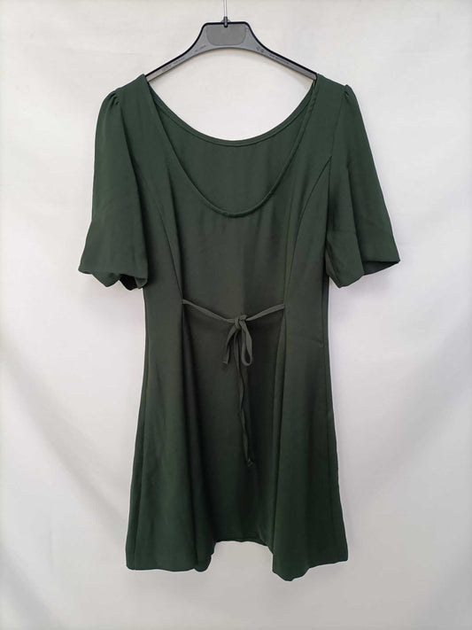 MANGO. Vestido corto verde T.s