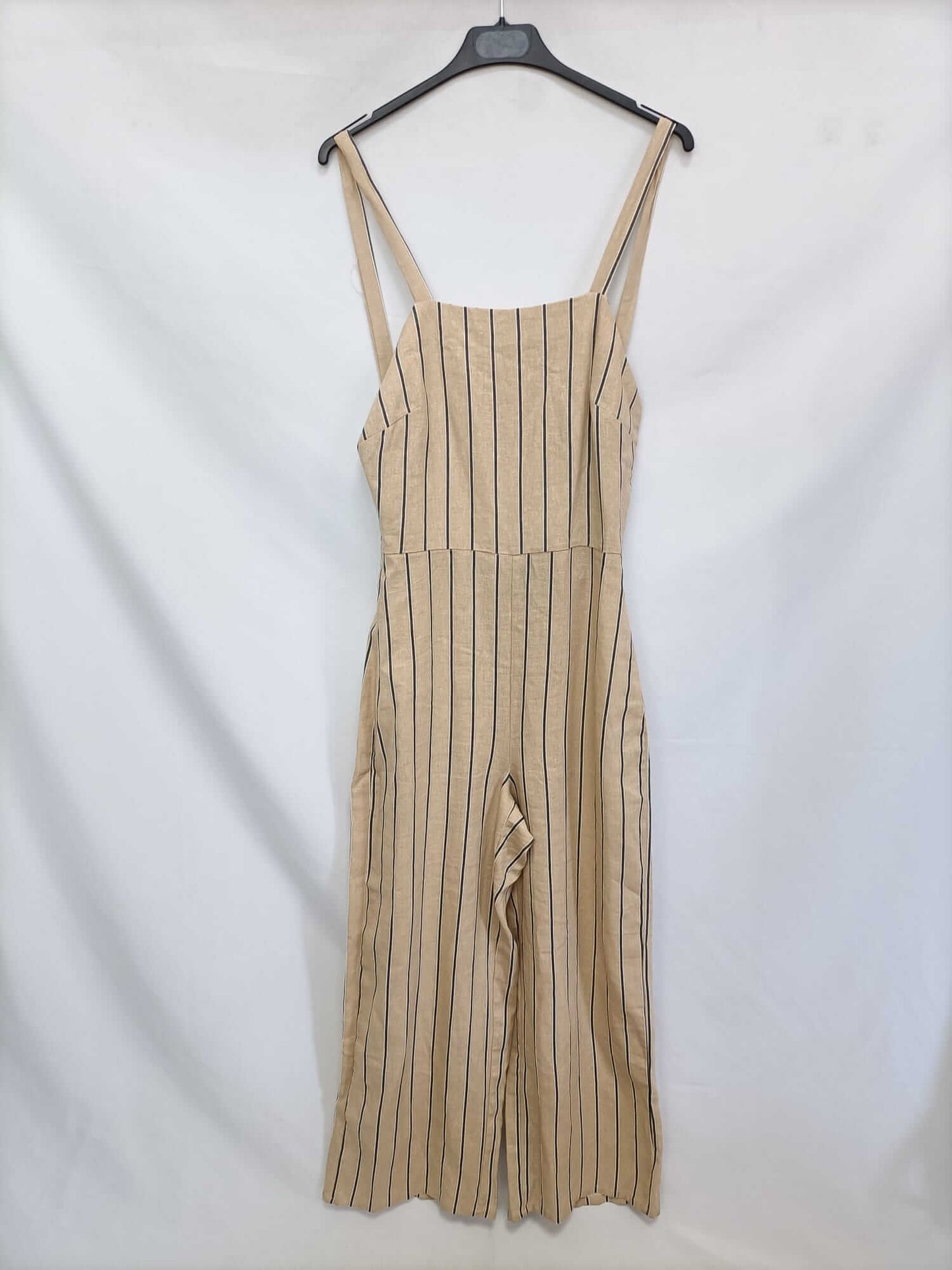 BERSHKA. Mono beige lino rayas T.s