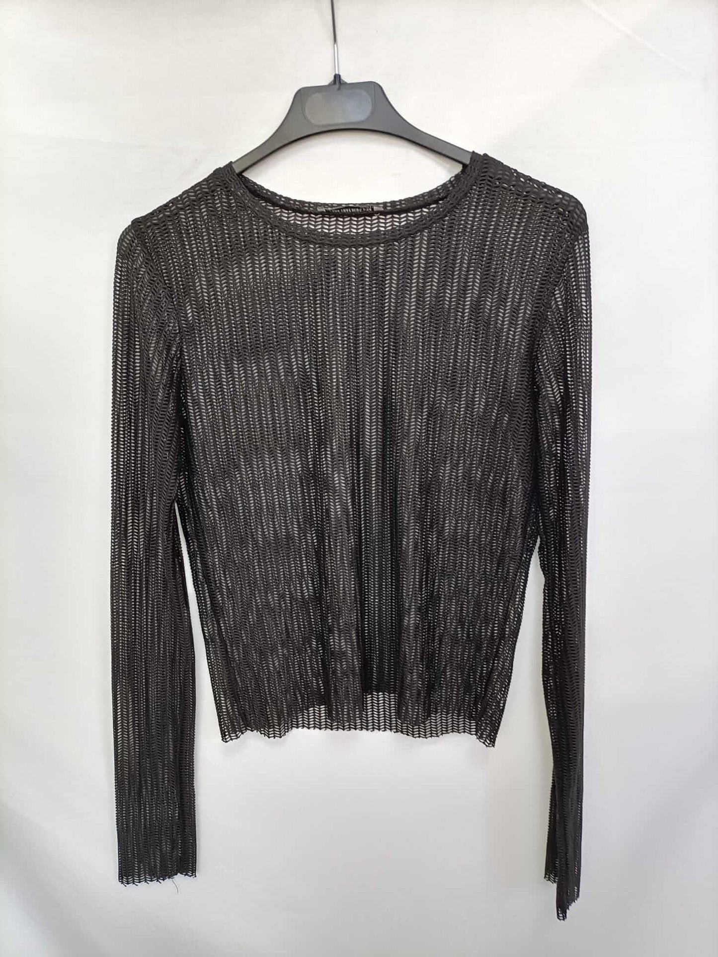 ZARA. Black mesh Ts top