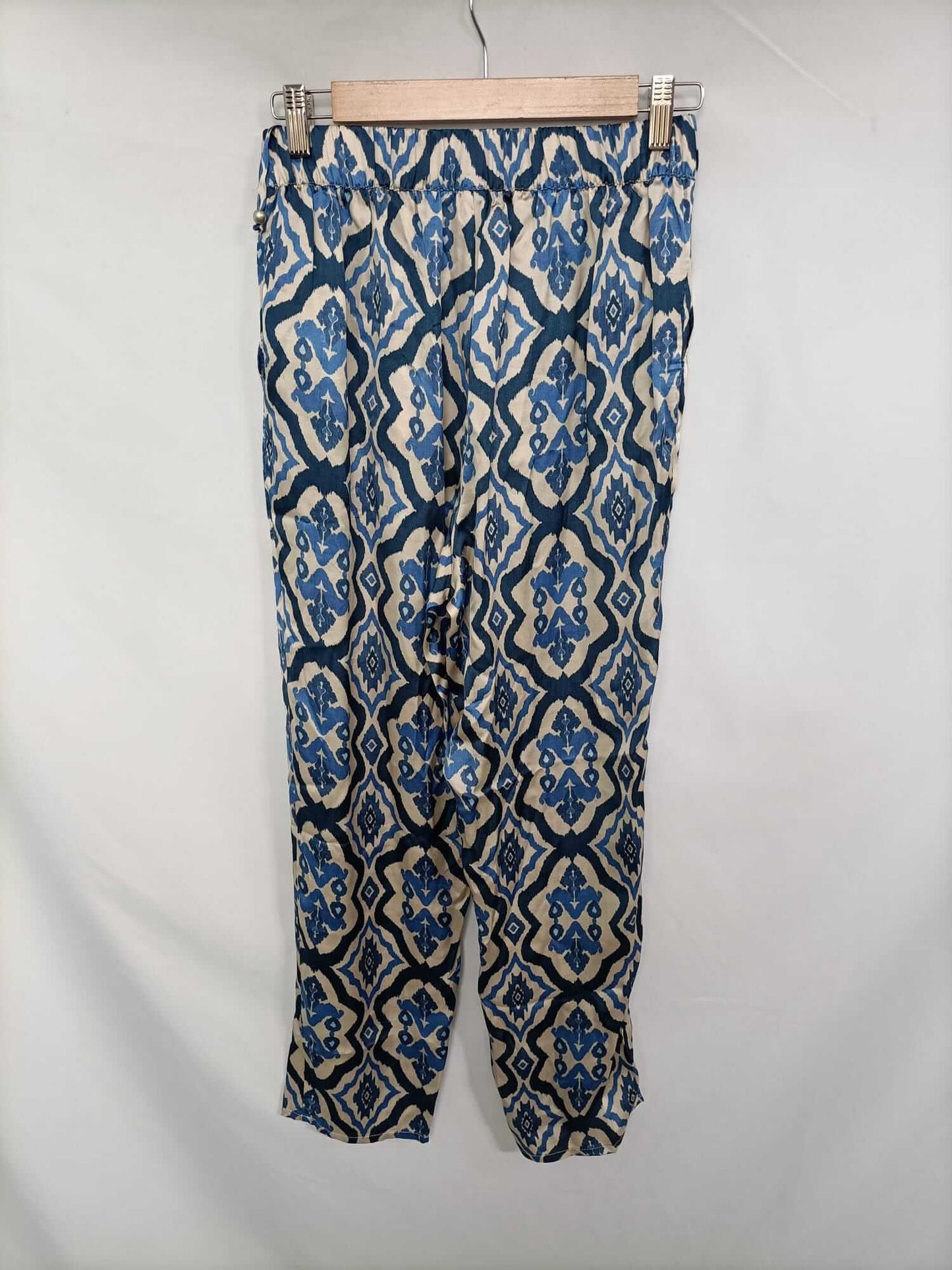 ZARA. Pantalón fluido étnico T.s