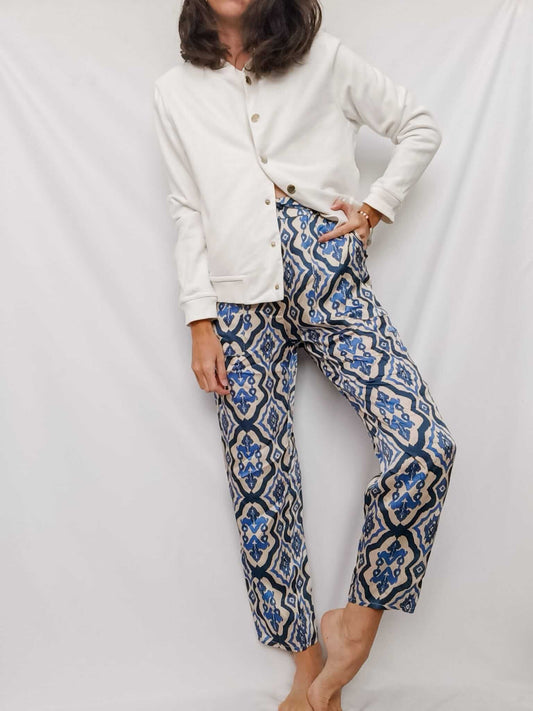 MASSIMO DUTTI. Sudadera estilo bomber blanca T.s