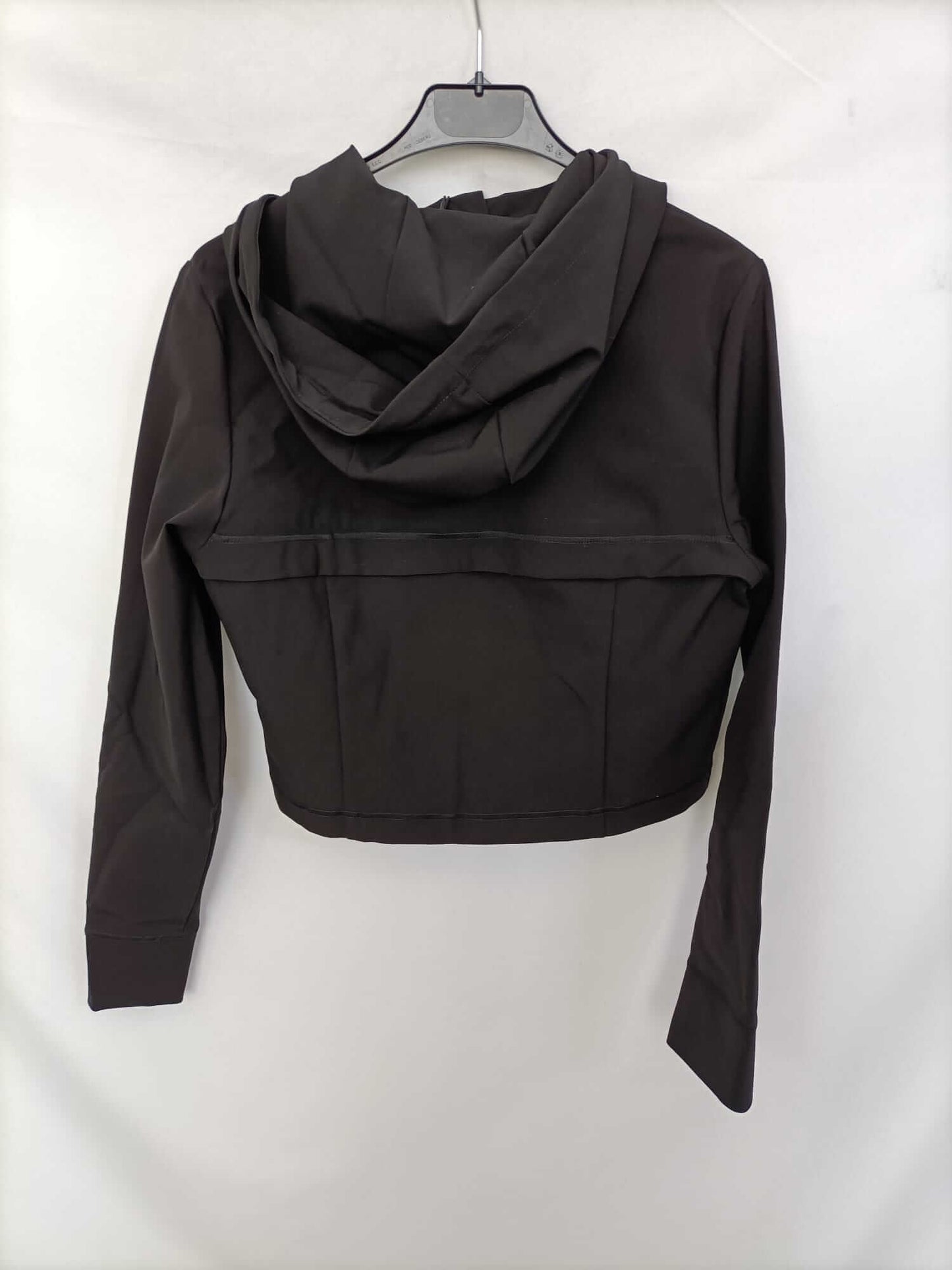 ZARA. Chaqueta negra deportiva T.m
