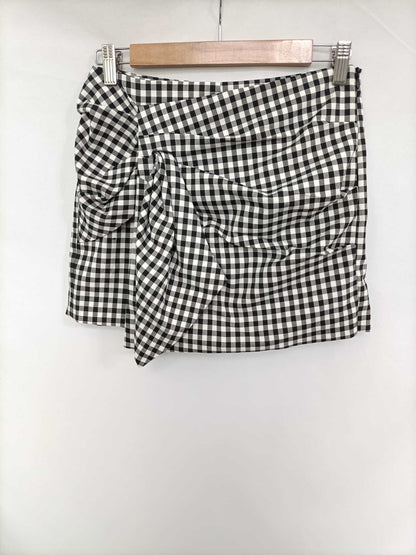 ZARA. Falda/pantalón cuadros T.s