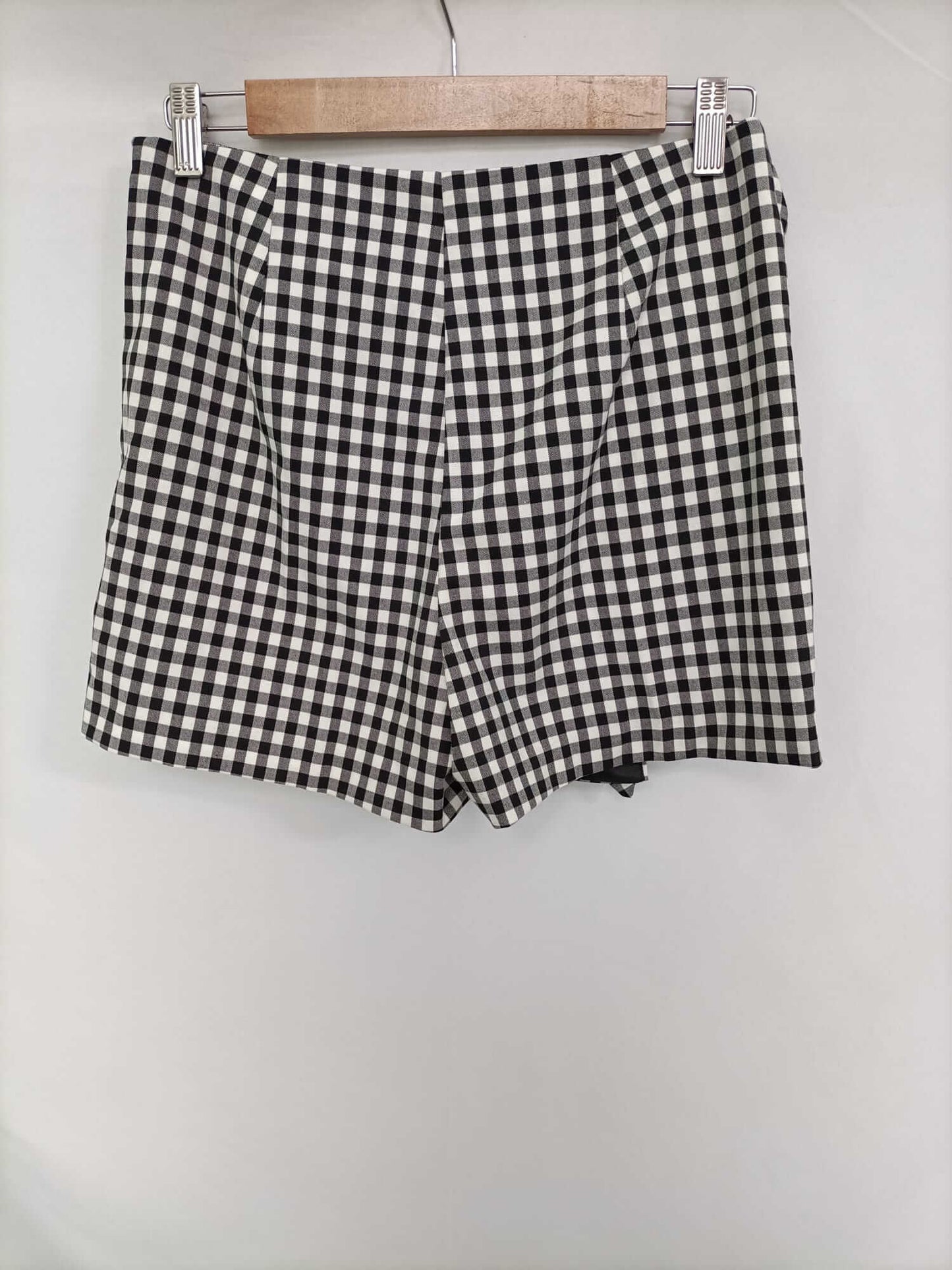 ZARA. Falda/pantalón cuadros T.s