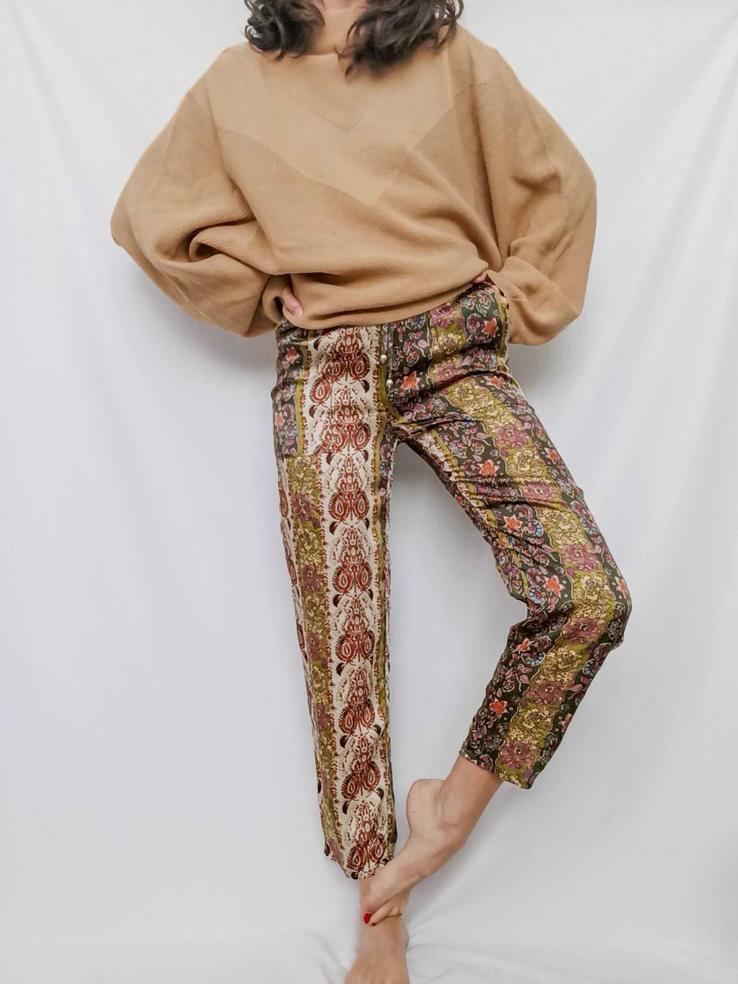 ZARA. Floral print trousers T.xs