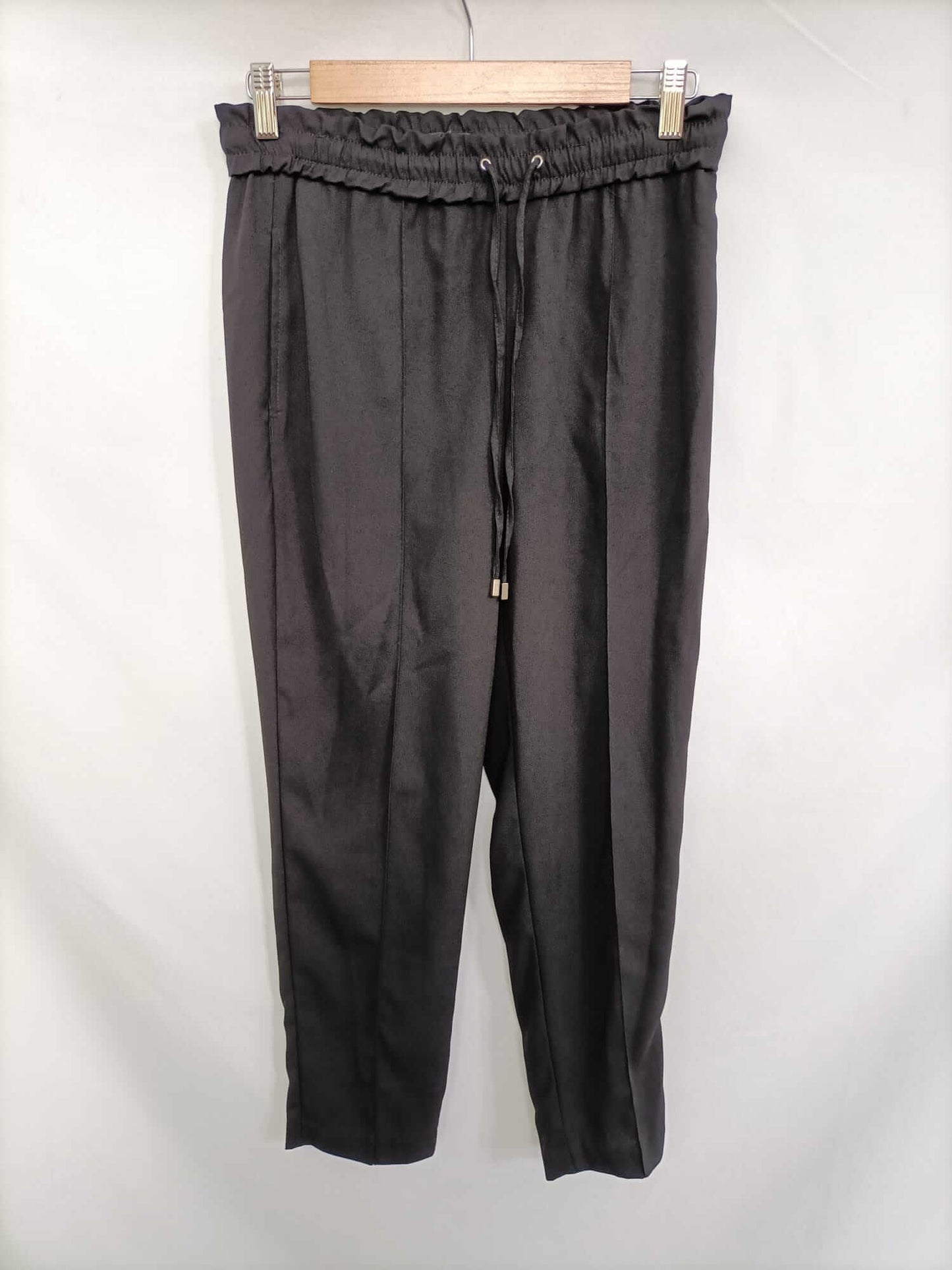 ZARA. Pantalón negro fluido T.xs