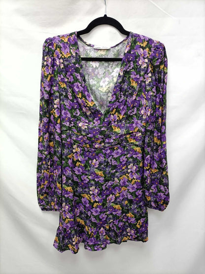PULL&BEAR.Vestido corto flores T.L