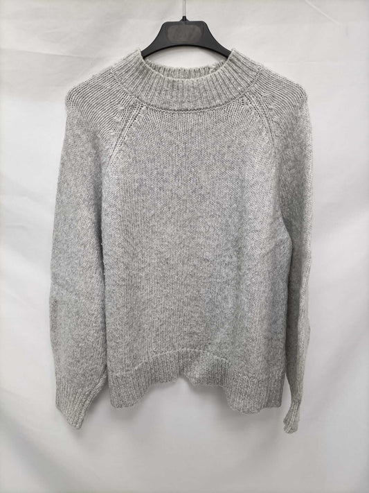 STRADIVARIUS.Gray Ts Sweater
