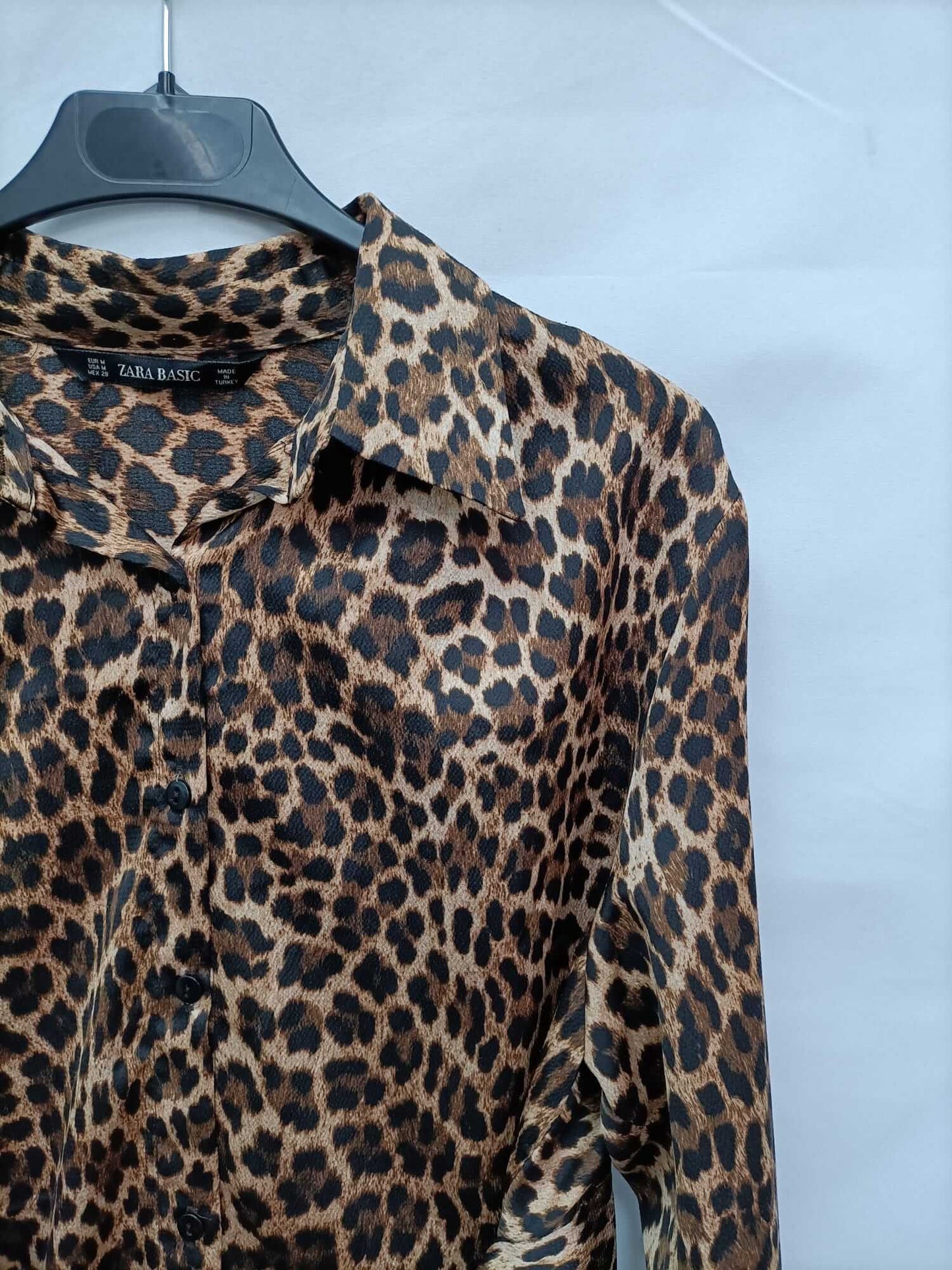 ZARA.Vestido animal print corto lazada T.m