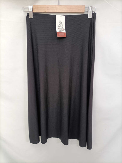 PULL&BEAR.Falda midi negra T.s