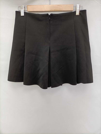PULL&BEAR.Falda negra corta T.m