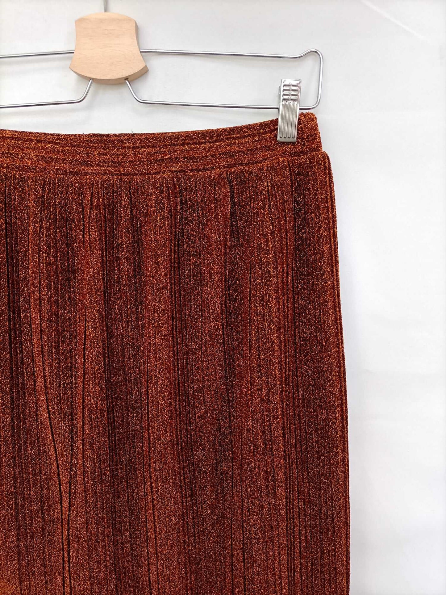 MANGO. Falda midi ocre T.m