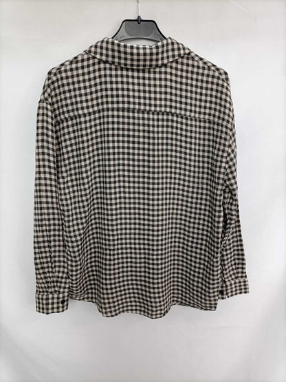 MANGO. Beige and black gingham blouse Ts