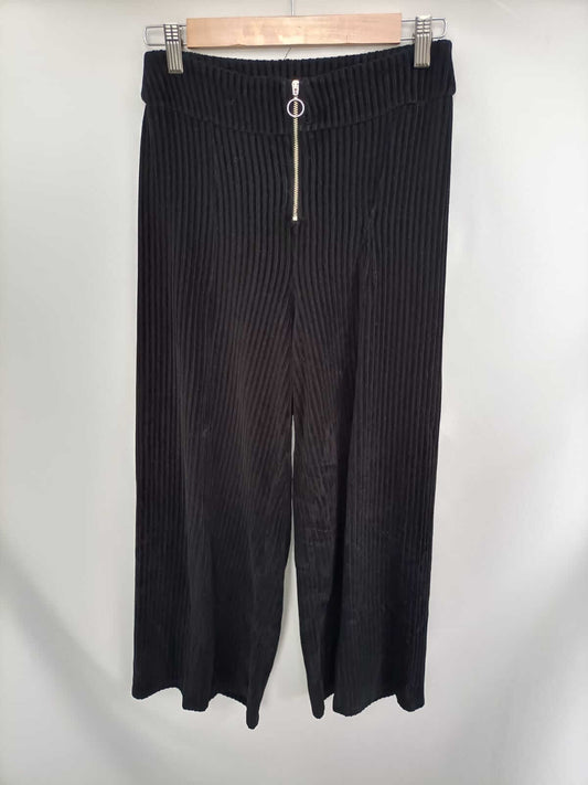 PULL&BEAR. Pantalón culotte pana T.m
