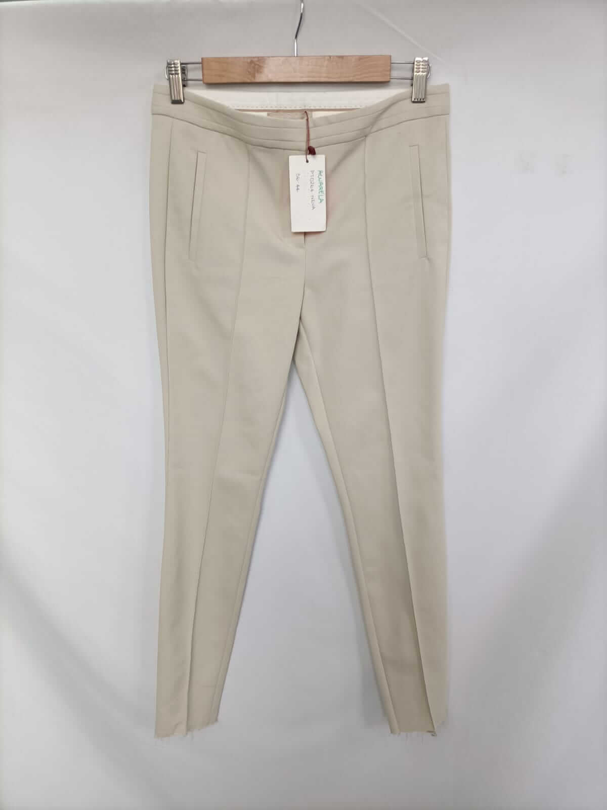 TRUCCO. Beige chino trousers size 38