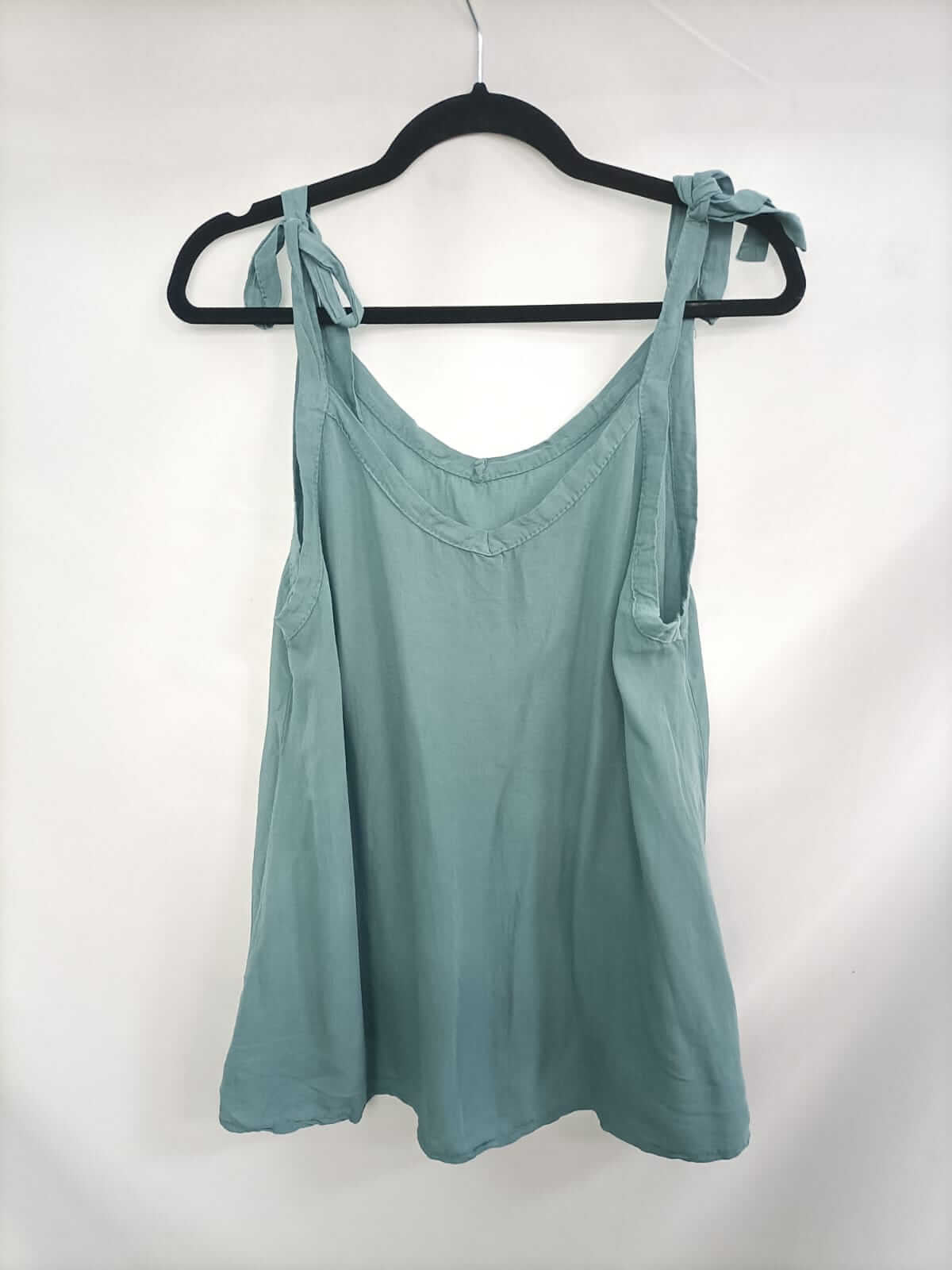 OTRAS. Top verde agua tu (m/l)