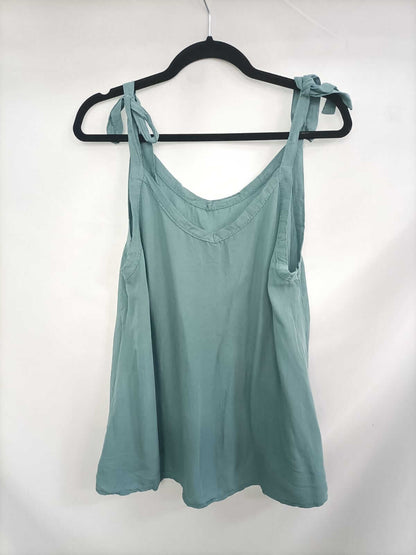 OTRAS. Top verde agua tu (m/l)